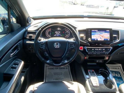 Used 2022 Honda Ridgeline Black Edition image 23