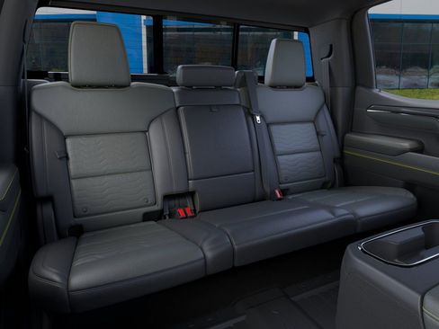 New 2026 Chevrolet Silverado 1500 ZR2 image 24