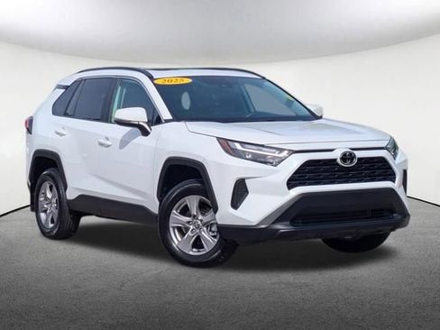 Used 2025 Toyota RAV4 XLE w/ Convenience Package AWD/4WD image 2