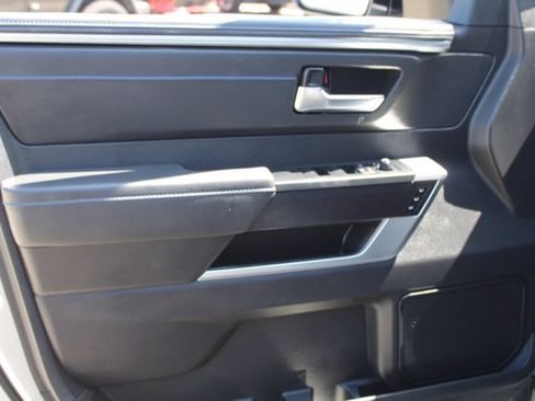 Used 2023 Toyota Tundra Platinum AWD/4WD image 18