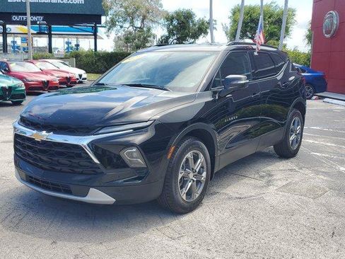 Used 2023 Chevrolet Blazer LT w/ Sound & Technology Package AWD/4WD image 3