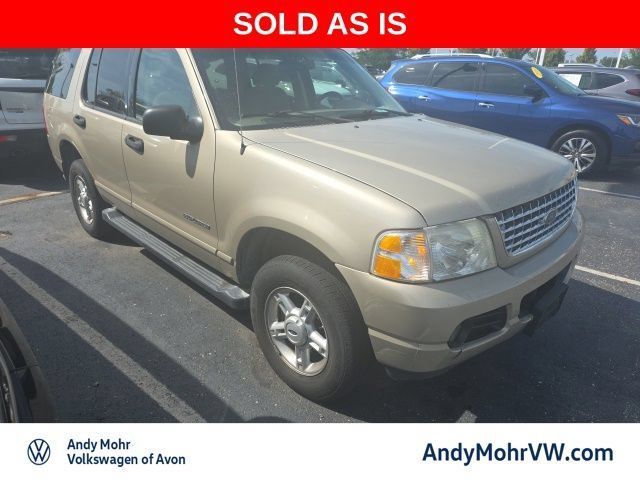 Used 2005 Ford Explorer XLT AWD/4WD image 2