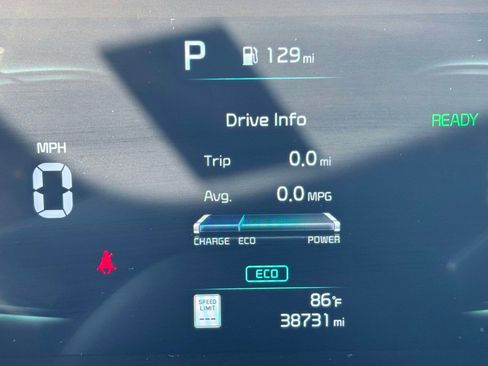 Used 2023 Kia Sportage EX AWD/4WD image 43