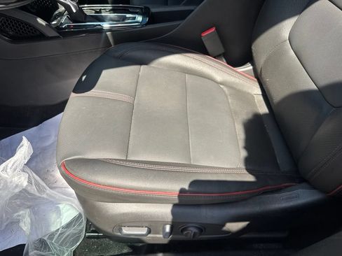 Used 2025 Chevrolet TrailBlazer RS w/ Convenience Package FWD image 15