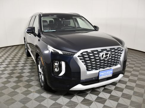 Used 2021 Hyundai Palisade Limited AWD/4WD image 3