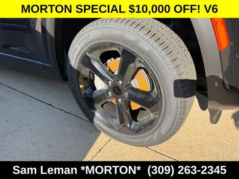 New 2025 Jeep Grand Cherokee Limited w/ Black Appearance Package AWD/4WD image 5