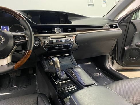 Used 2018 Lexus ES 350 image 17