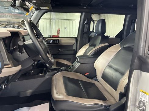 Used 2024 Ford Bronco Wildtrak image 12