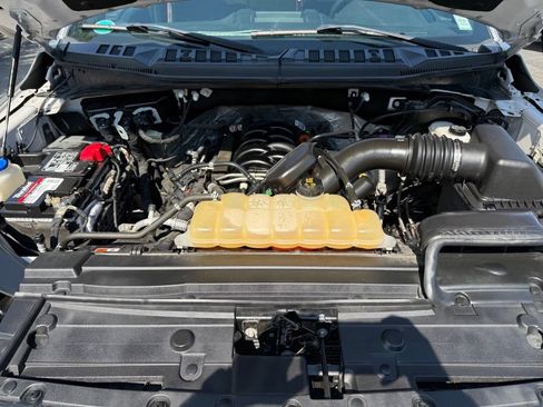 Used 2018 Ford F150 XLT w/ Equipment Group 302A Luxury AWD/4WD image 19