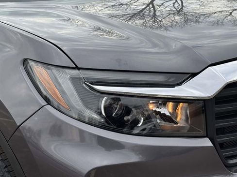 Certified 2023 Honda Ridgeline RTL image 8