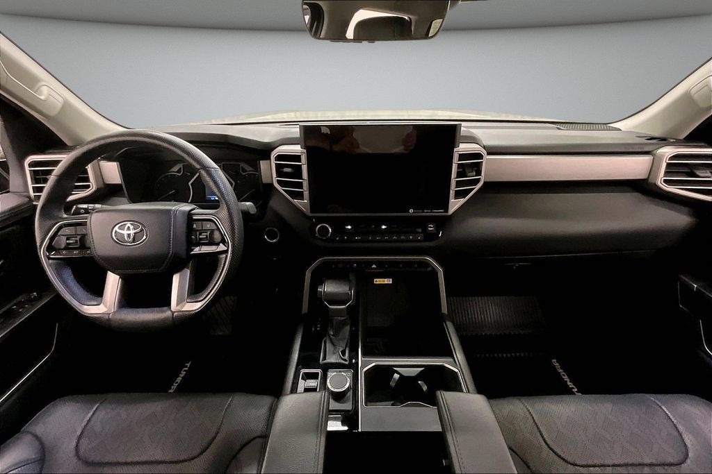 Used 2023 Toyota Tundra Limited AWD/4WD image 8