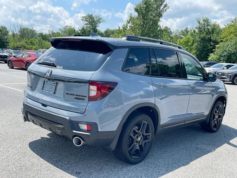 Used 2024 Honda Passport Black Edition image 15