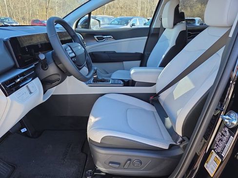 New 2026 Kia Sportage EX FWD image 5