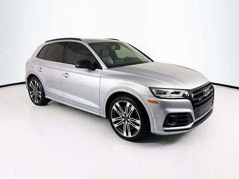 Used 2020 Audi SQ5 Prestige w/ Prestige Package AWD/4WD image 3
