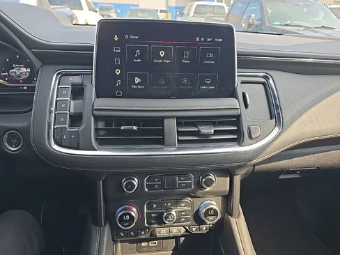 Used 2024 GMC Yukon AT4 w/ Technology Package AWD/4WD image 30