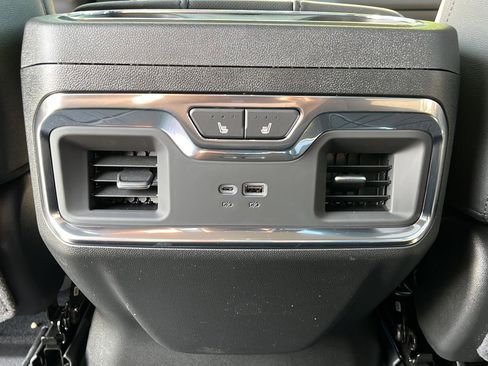 New 2026 Chevrolet Silverado 1500 LTZ w/ LTZ Convenience Package II AWD/4WD image 34