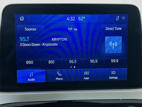 Used 2020 Ford Escape SE image 21