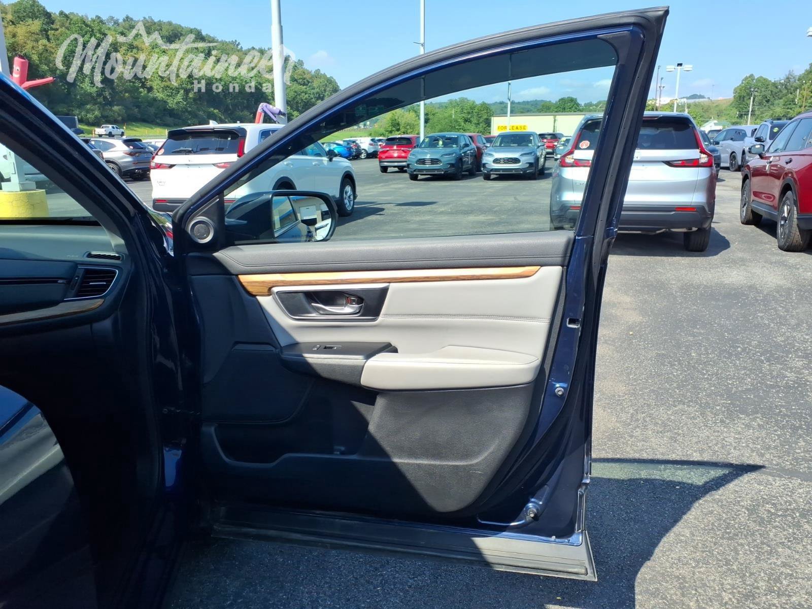 Used 2018 Honda CR-V EX-L image 17