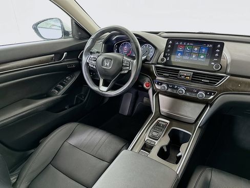 Used 2019 Honda Accord Touring image 19