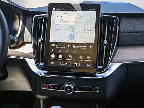 Used 2025 Volvo XC90 T8 Plus w/ Protection Package Premier AWD/4WD image 15