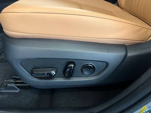 Certified 2025 Lexus NX 350 AWD w/ Accessory Package (2T) image 32