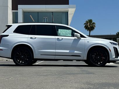 Used 2024 Cadillac XT6 Sport w/ LPO, Onyx Lite Package