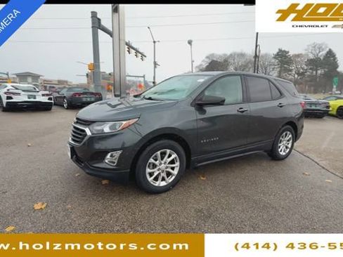 Used 2019 Chevrolet Equinox LS w/ LS Convenience Package image 4