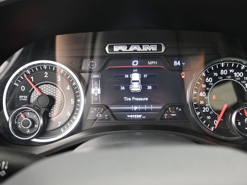 Used 2025 RAM 1500 Laramie image 13