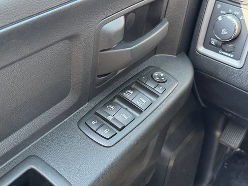 Used 2016 RAM 1500 Express w/ Popular Equipment Group AWD/4WD image 29