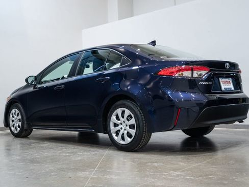 Used 2023 Toyota Corolla LE image 7