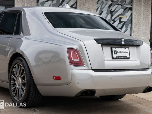 Used 2023 Rolls-Royce Phantom Sedan w/ The Phantom Package image 16