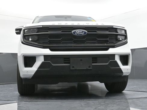 Used 2025 Ford Expedition Max Active image 25