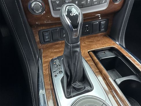 Used 2019 INFINITI QX80 Luxe image 31