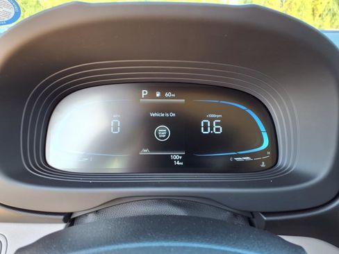 New 2025 Hyundai Venue SEL image 19