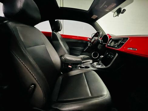 Used 2013 Volkswagen Beetle 2.5 image 13