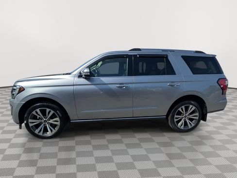 Used 2021 Ford Expedition Limited AWD/4WD image 2