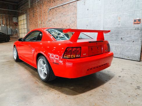 Used 2000 Ford Mustang Cobra RWD image 13
