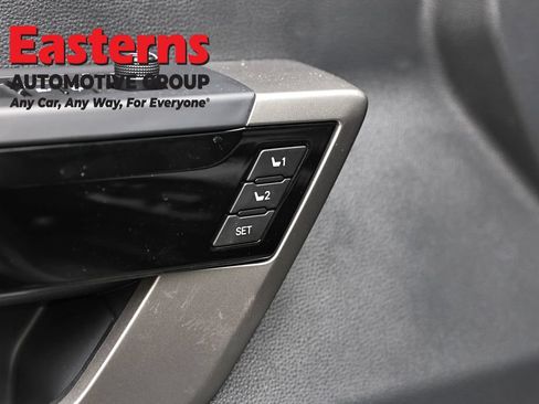 Used 2024 Toyota Tundra Limited AWD/4WD image 23