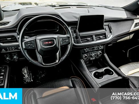 Used 2024 GMC Yukon XL AT4 w/ Technology Package image 31