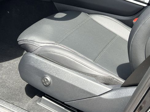 New 2026 Mercedes-Benz GLC 300 4MATIC image 12