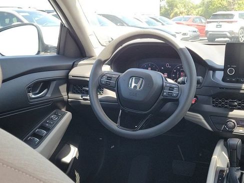 Used 2025 Honda Accord LX image 5