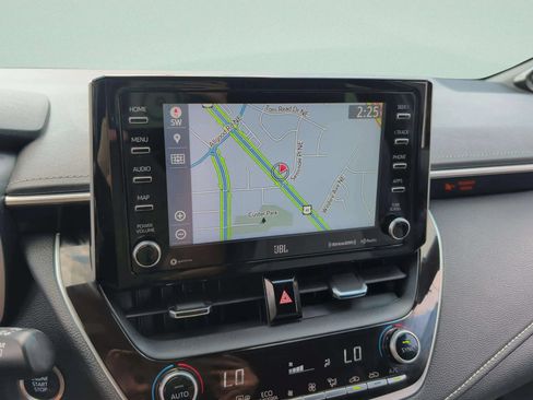 Used 2019 Toyota Corolla XSE FWD image 17