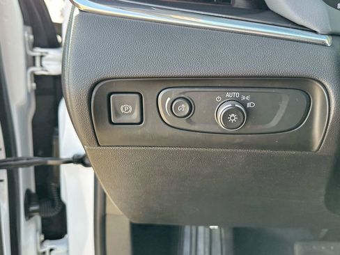 Certified 2021 Buick Enclave Essence w/ Sound and Sites Package image 18