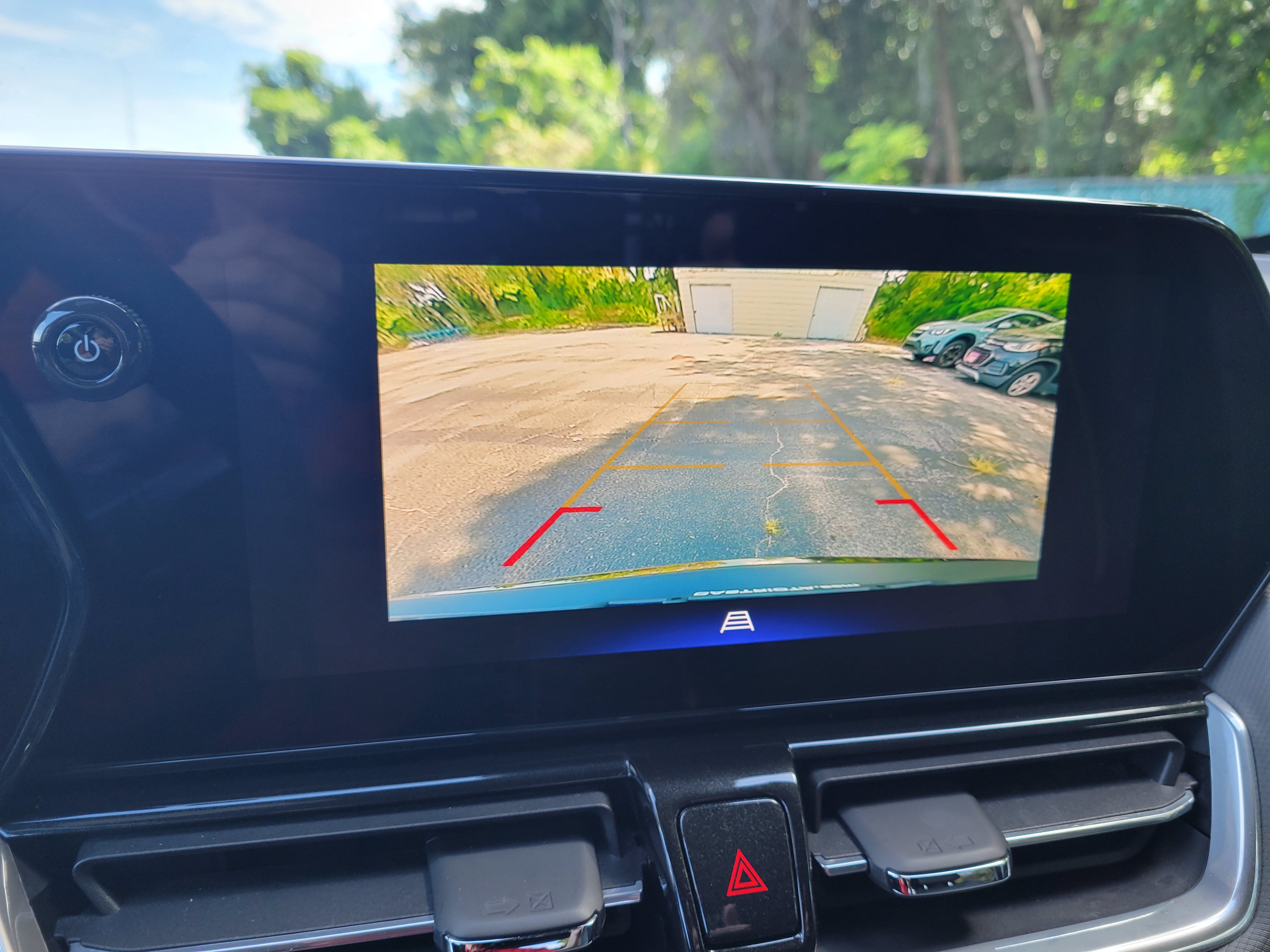 Certified 2025 Chevrolet TrailBlazer ACTIV w/ Driver Confidence Package FWD image 21
