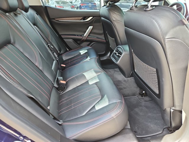 Used 2016 Maserati Ghibli S Q4 AWD/4WD image 21