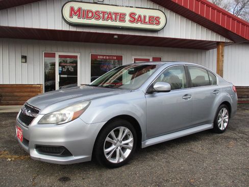 Used 2014 Subaru Legacy 2.5i Premium image 2