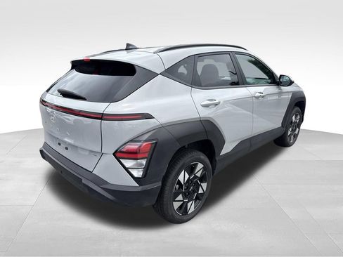 Used 2025 Hyundai Kona SEL AWD/4WD image 5