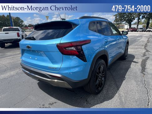 New 2026 Chevrolet Trax ACTIV w/ Sunroof Package FWD image 5