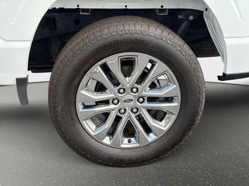 Used 2025 Ford F150 Lariat w/ Tow/Haul Package AWD/4WD image 14