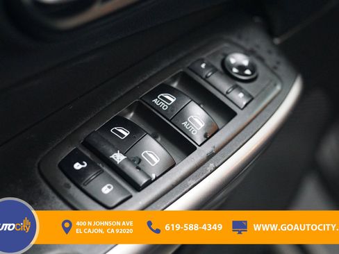 Used 2021 Jeep Cherokee Limited w/ Elite Package FWD image 19